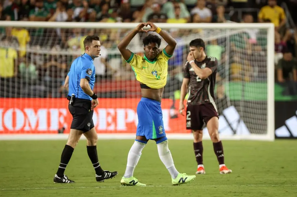 Endrick: Brazilian Prodigy Scores Stoppage-Time Against Mexico