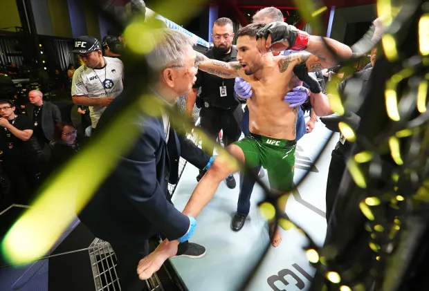 UFC Headliner Injury Adds to Dana White's Troubles