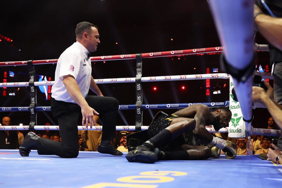 Zhilei Zhang Knocks Out Deontay Wilder: Round-by-Round Fight Analysis