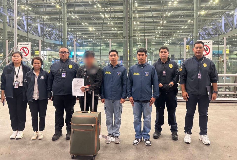 Smugglers extradited from South Korea