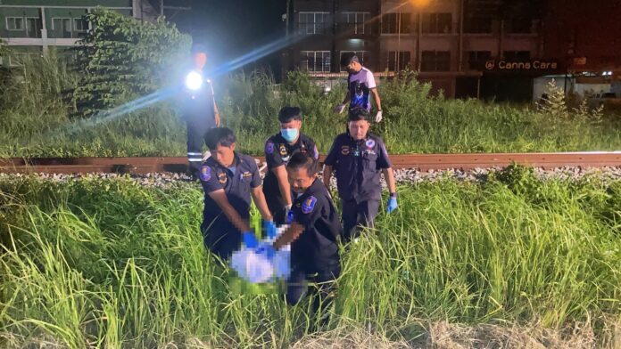 Man Laying on Train Tracks Killed