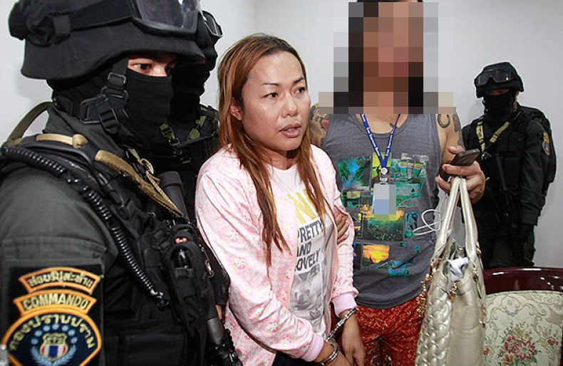 Transsexual arrested for swindling of Japanese men