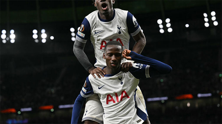 Spurs Rally to Beat Qarabag 2-1 with Late Goals