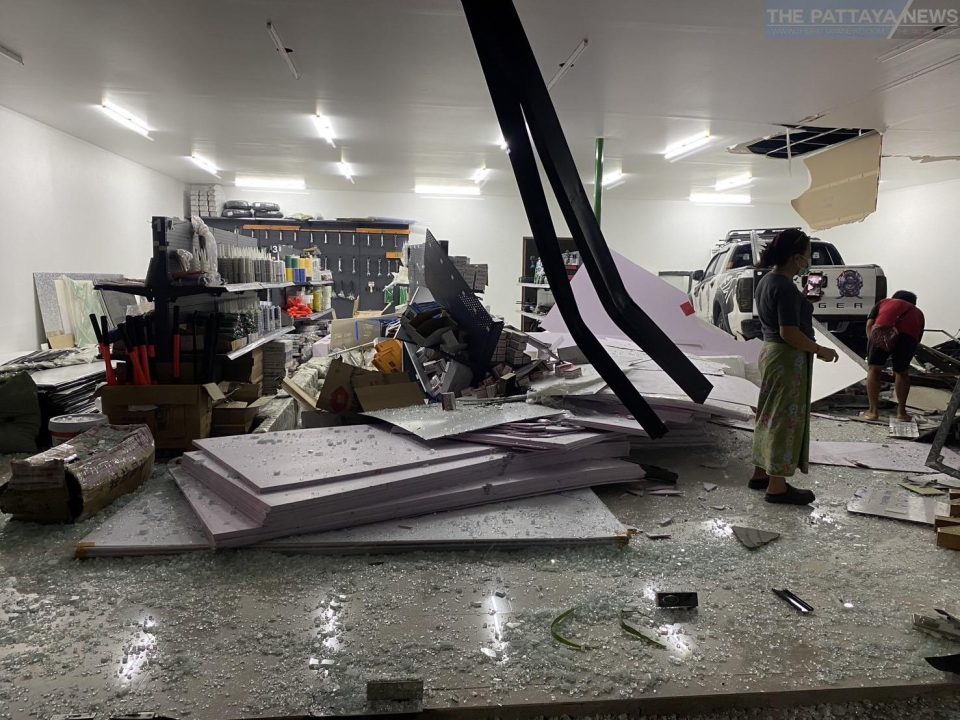 Chinese Pickup Driver Crashes into Store