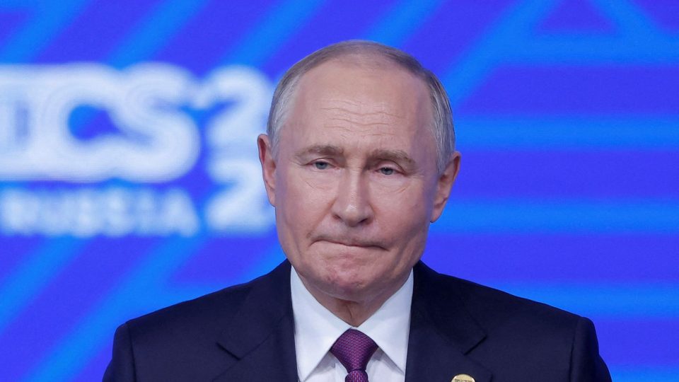 Putin Dismisses MI5 Claims of Russian Chaos in UK as "Utter Rubbish"