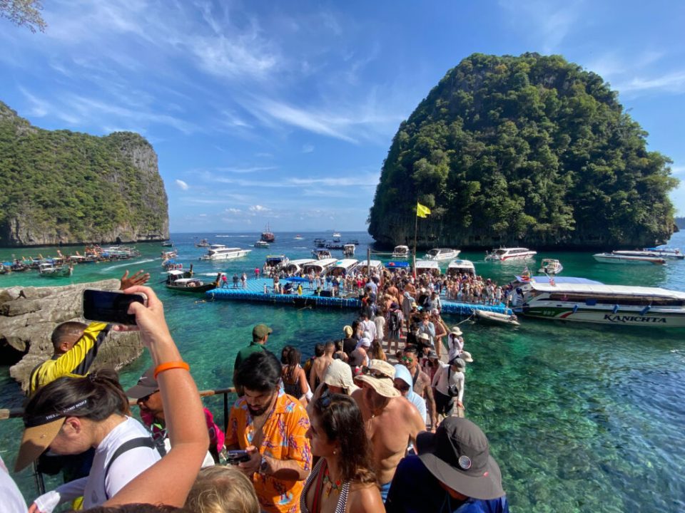 Thailand's government ambitious 40 million visitors