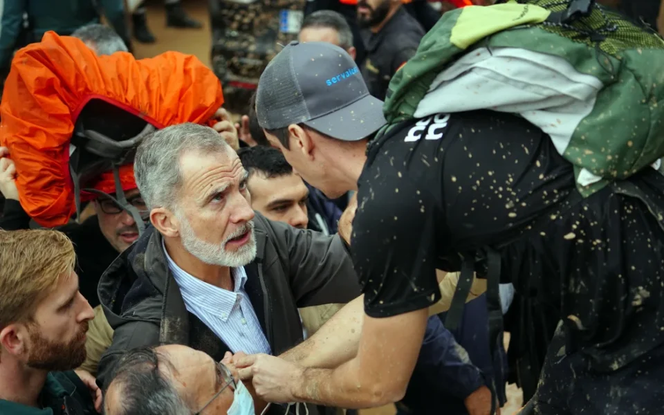 Crowds Boo Spanish King as He Visits Flood-Hit Valencia