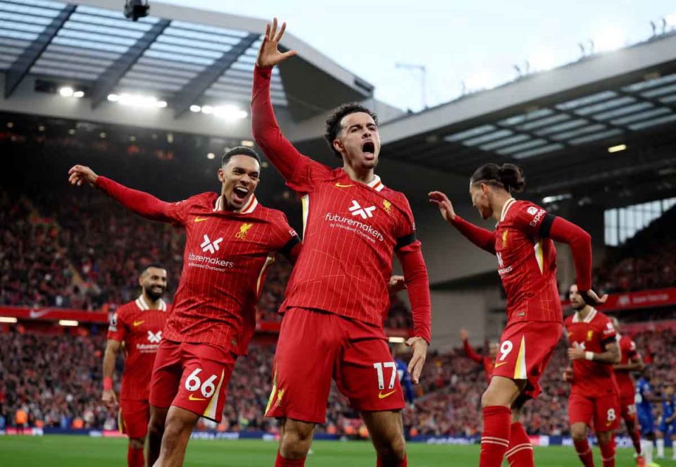 Liverpool Dominates with 2-1 Victory Over Chelsea